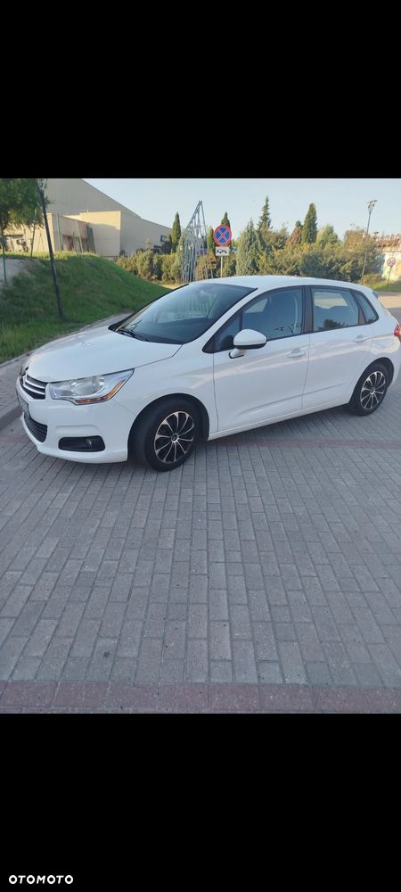Citroën C4 VTi 95 Attraction - 4