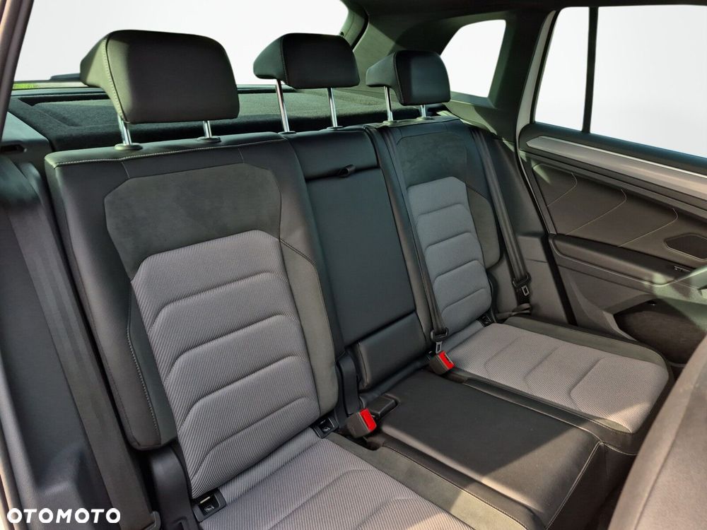 Volkswagen Tiguan - 29