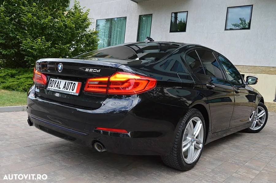 BMW Seria 5 520d xDrive AT - 5