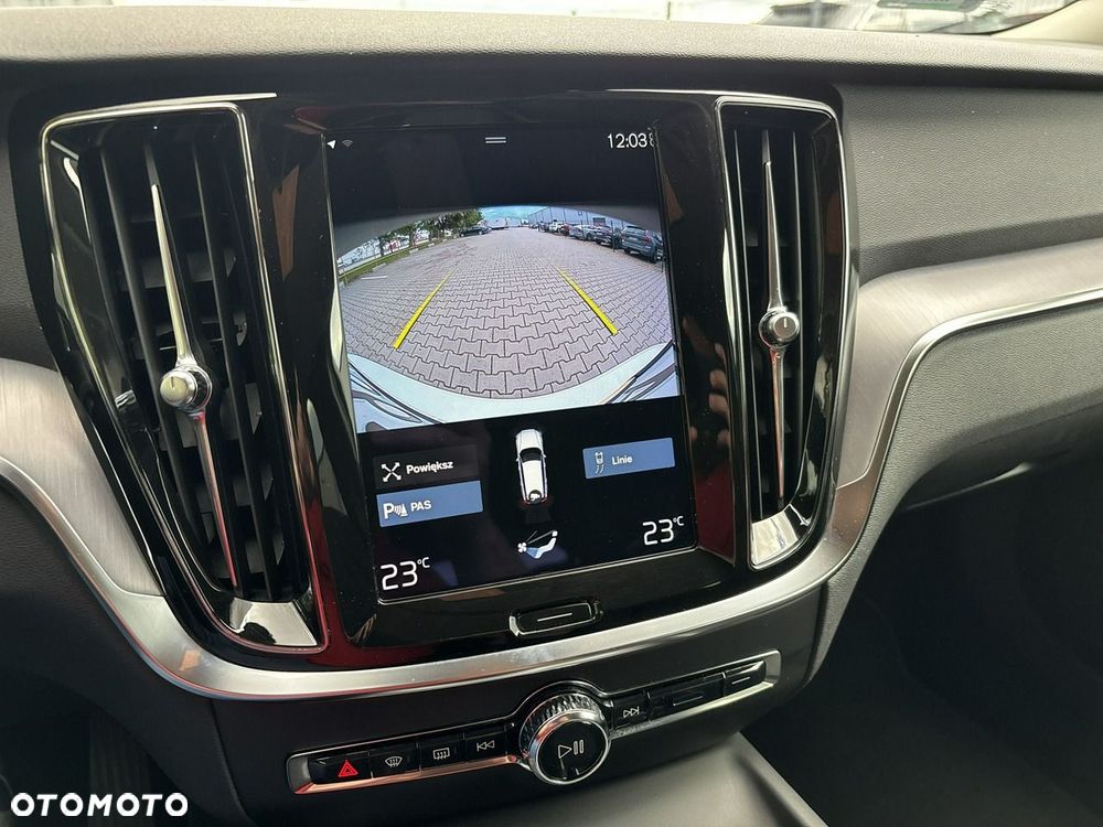 Volvo V60 Cross Country Pro B4 D AWD - 25
