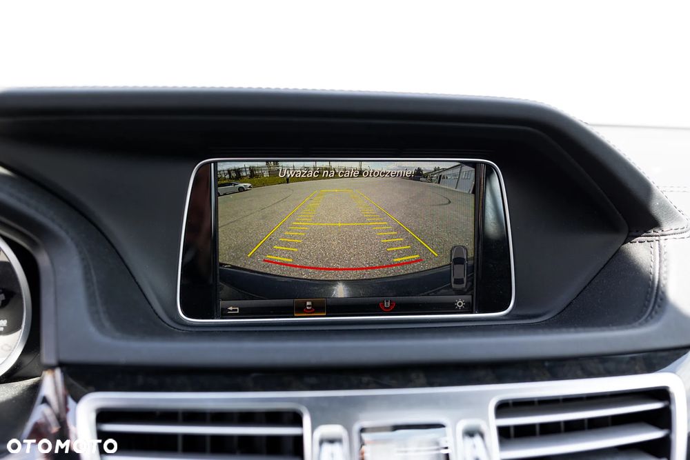 Mercedes-Benz Klasa E 350 BlueTEC 4-Matic Elegance - 27