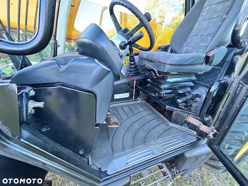 JCB - 14