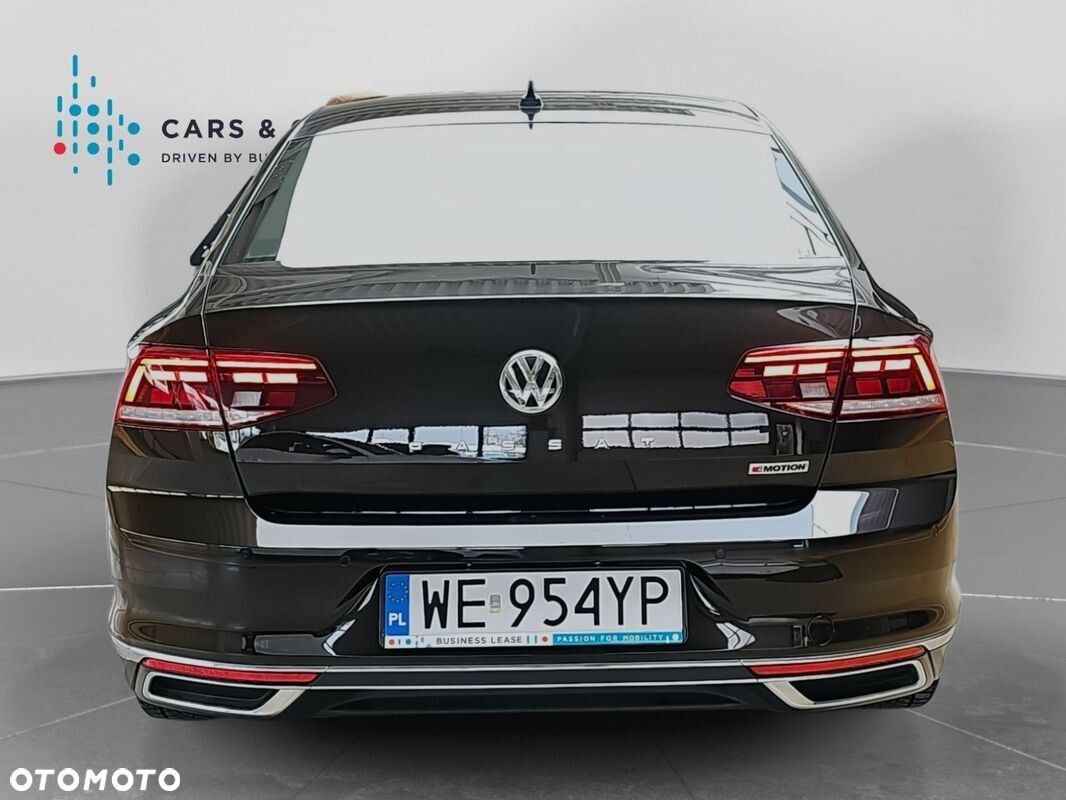 Volkswagen Passat 2.0 TDI 4Mot Elegance DSG - 9