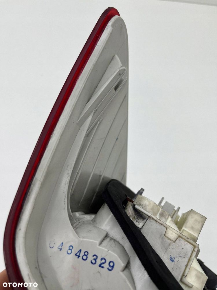 BMW 3 E91 LIFT PRAWA LAMPA TYŁ W BŁOTNIK LED - 11
