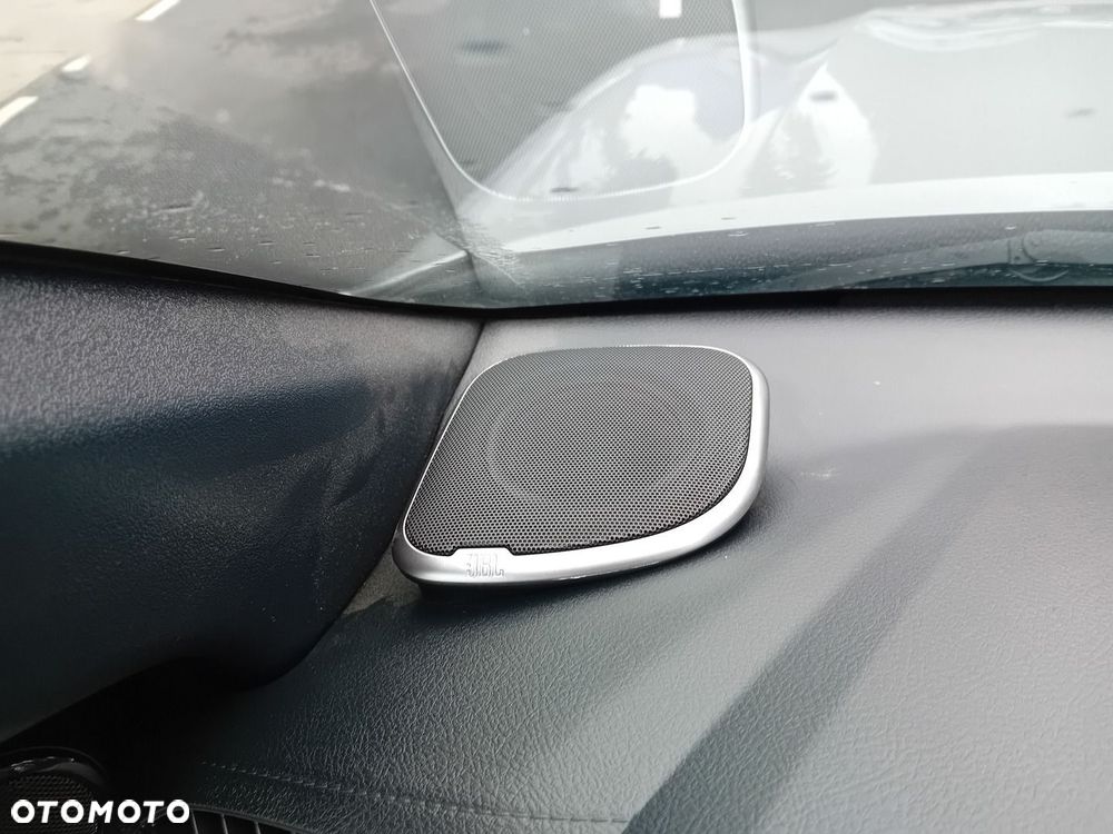 Toyota Hilux 2.8 D-4D Double Cab Invincible Sport 4x4 - 20