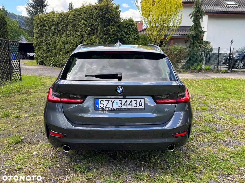 BMW Seria 3 320d xDrive Edition Luxury Line Purity - 7