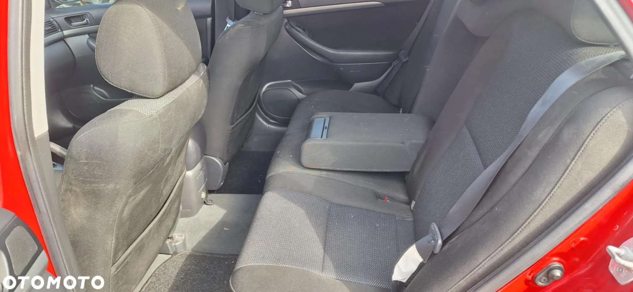 TOYOTA AVENSIS T25 3J6 kombi lift zderzak tył komplet - 9