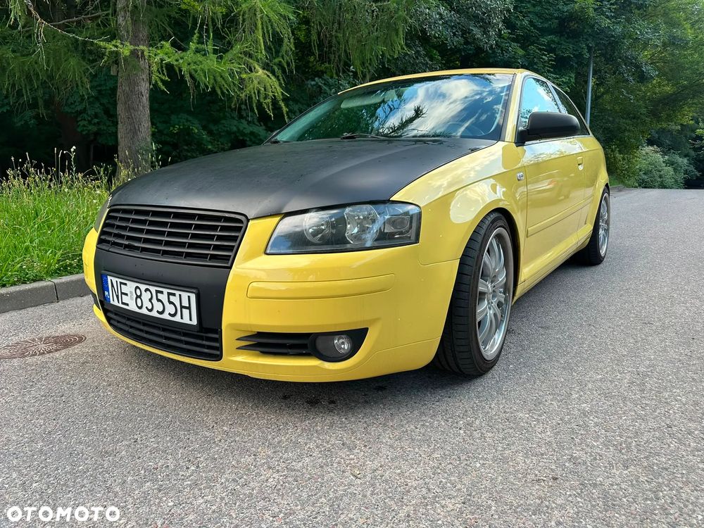 Audi A3 3-drzwiowe 2.0 FSI Ambition - 3