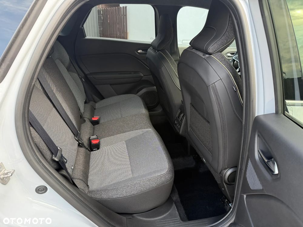 Renault Symbioz - 12