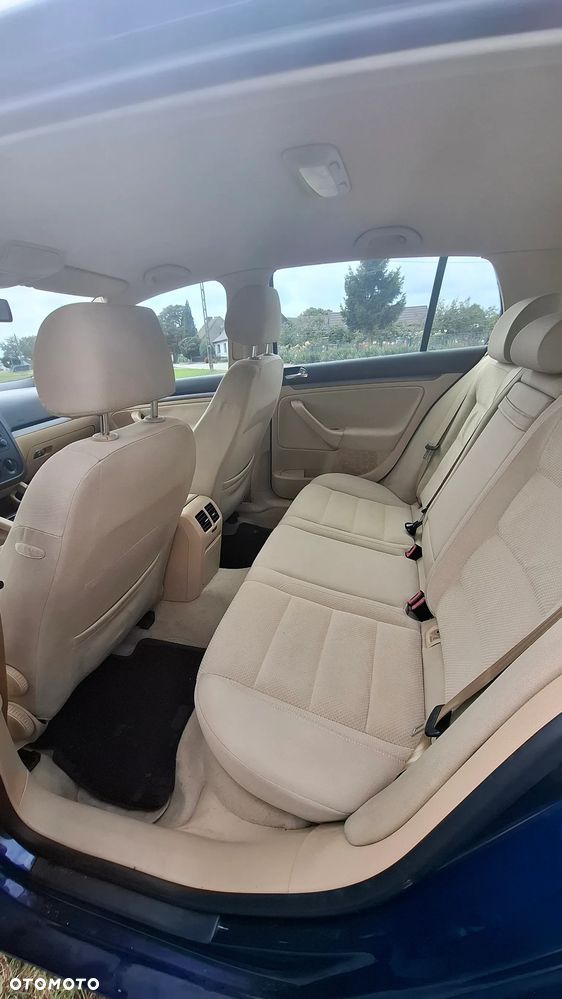 Volkswagen Golf 1.9 TDI Comfortline - 11