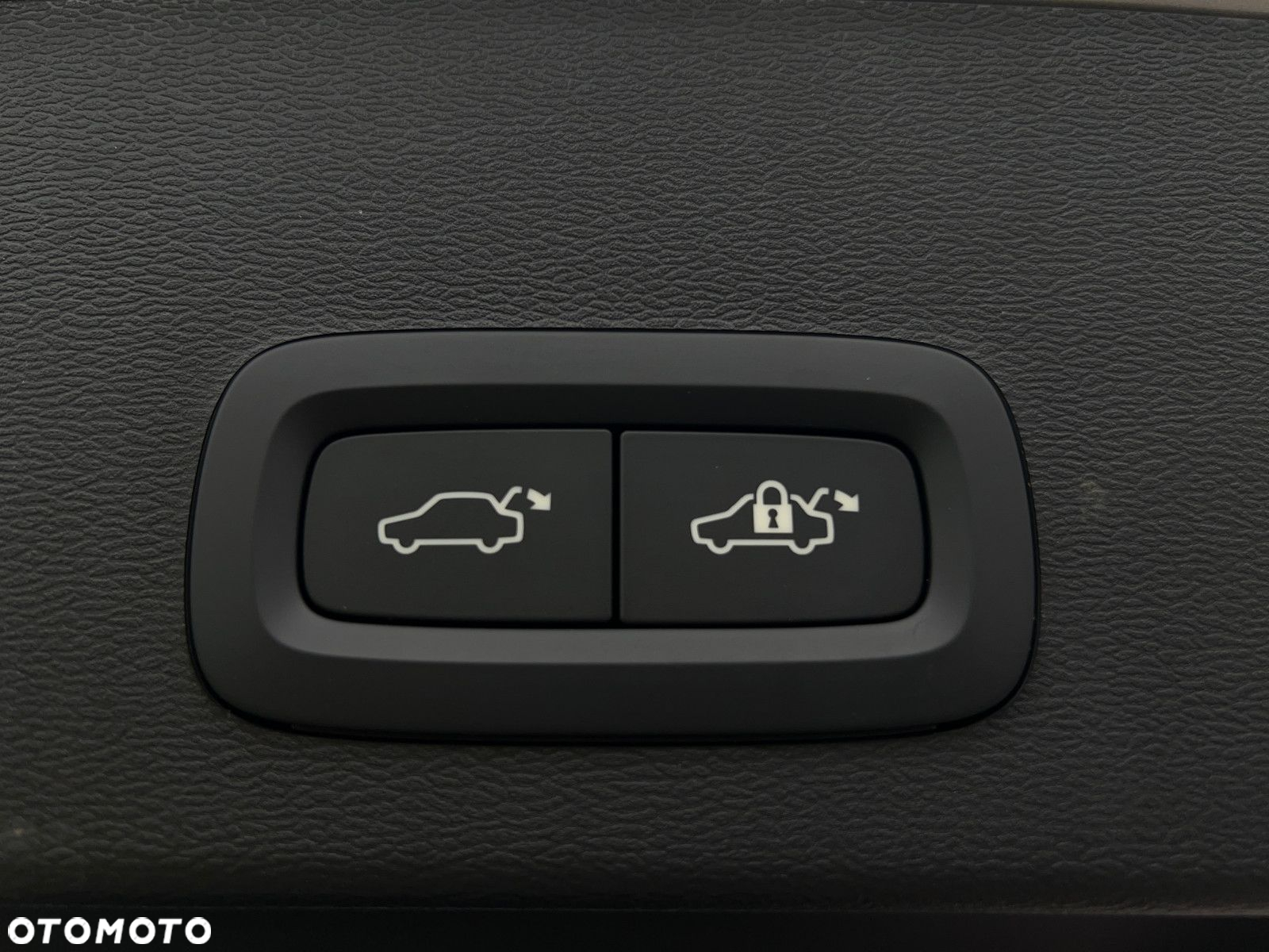 Volvo XC 40 - 19