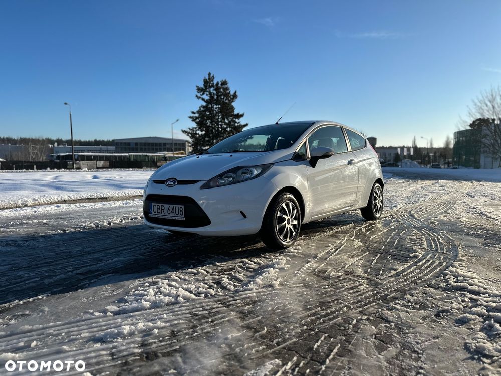 Ford Fiesta 1.25 Ambiente EU5 - 1