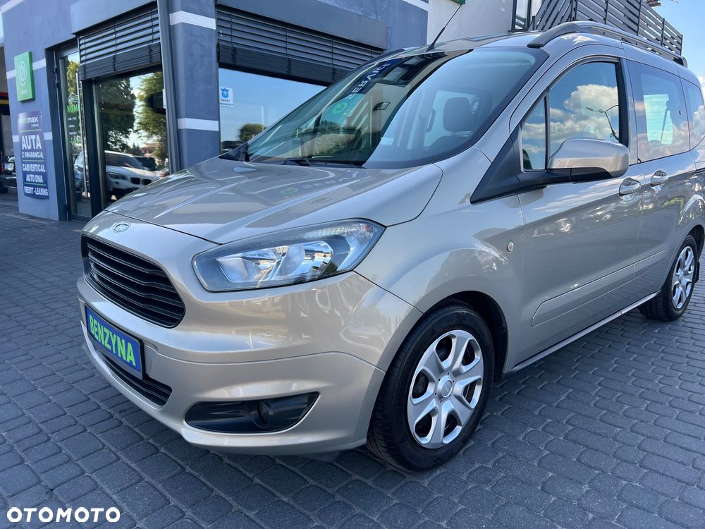 Ford Tourneo Courier - 2