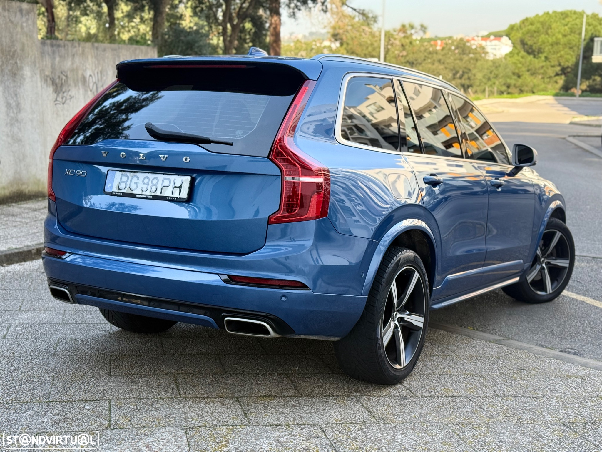 Volvo XC 90 D5 AWD Geartronic RDesign - 13
