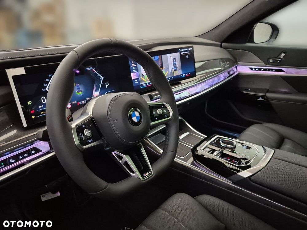 BMW Seria 7 - 11
