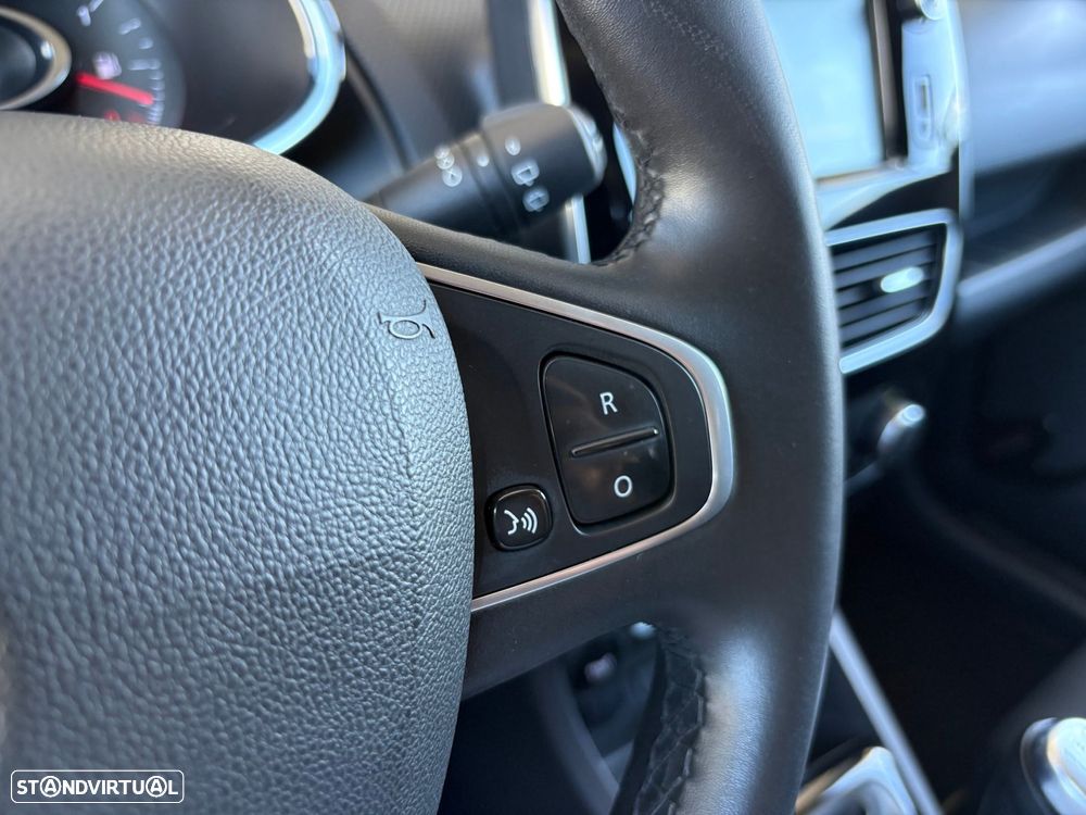 Renault Clio Sport Tourer 0.9 TCe Limited Edition - 13