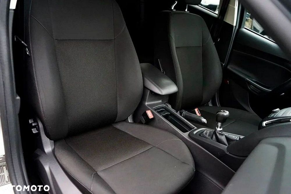 Ford Focus 1.5 TDCi SYNC Edition - 20