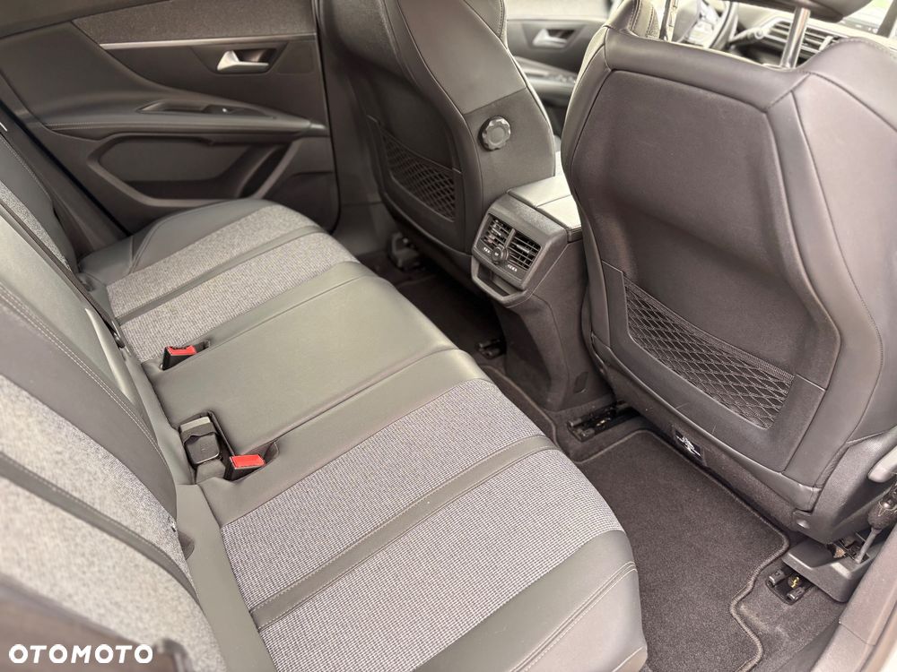 Peugeot 3008 PureTech 130 Stop & Start GPF EAT8 Allure - 20