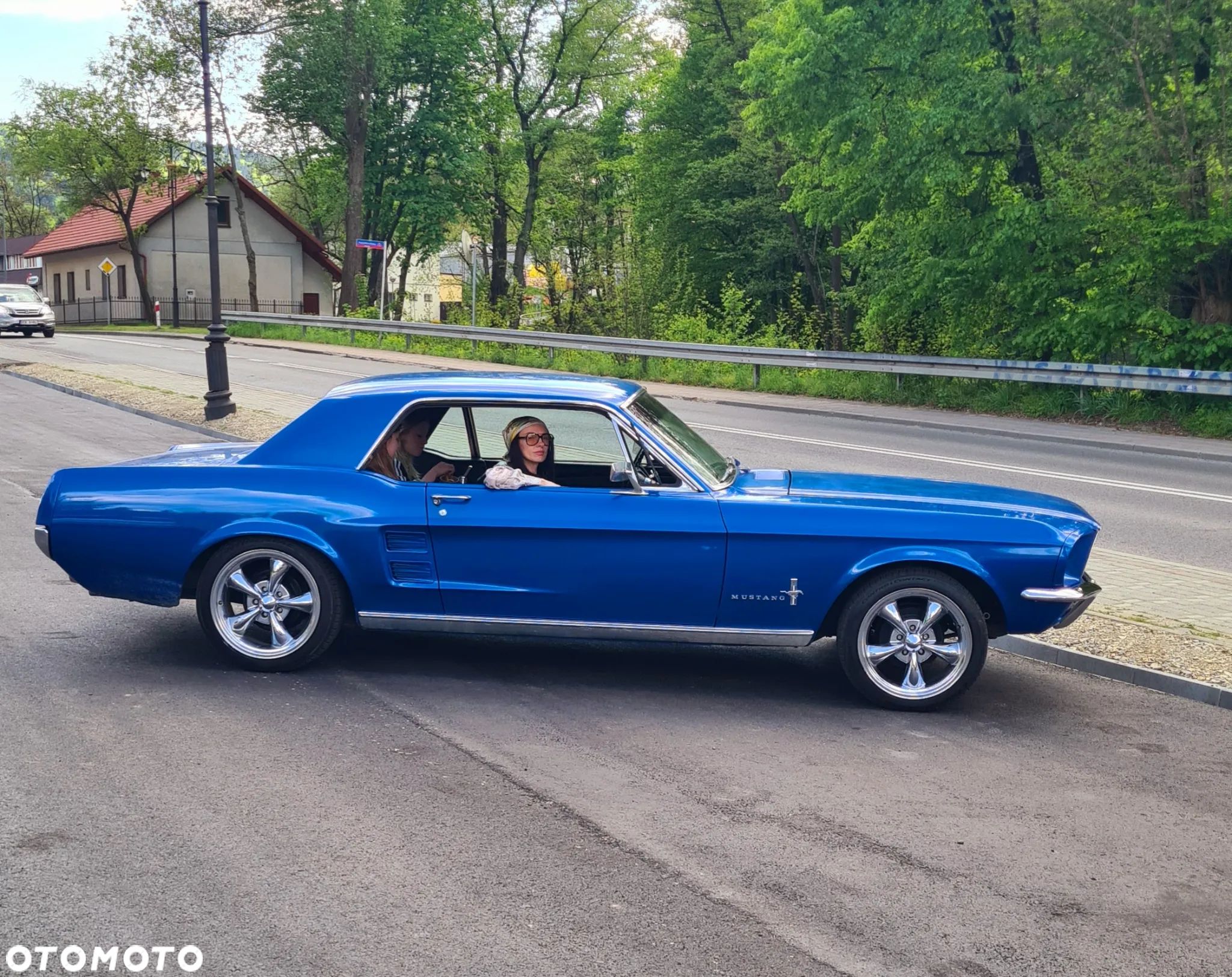Ford Mustang - 1