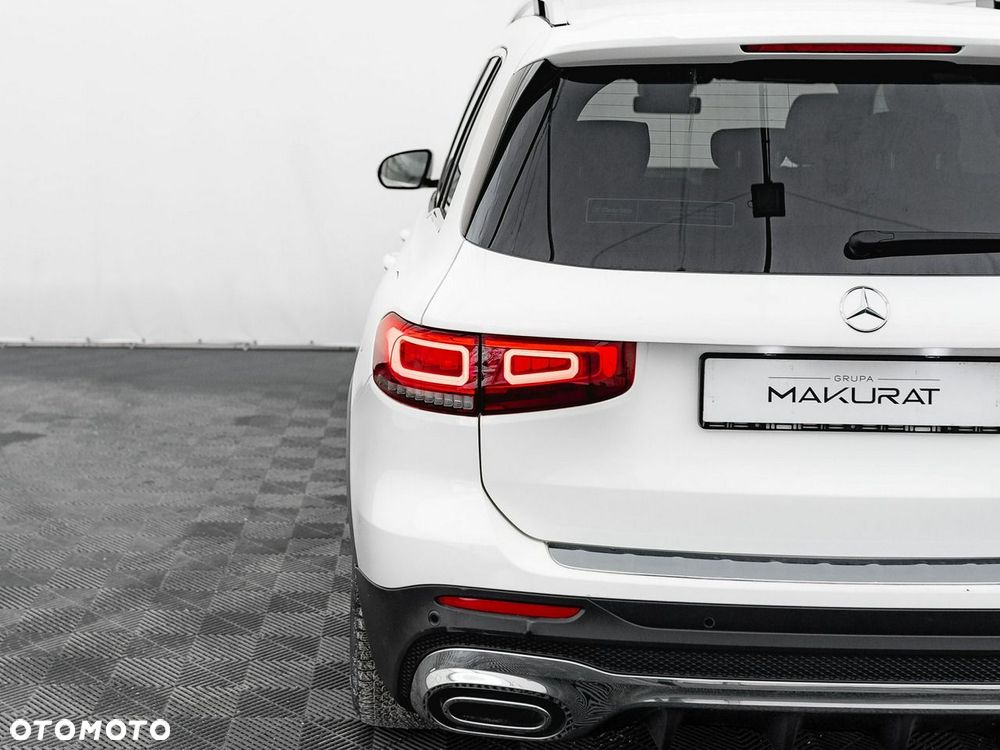 Mercedes-Benz GLB - 12
