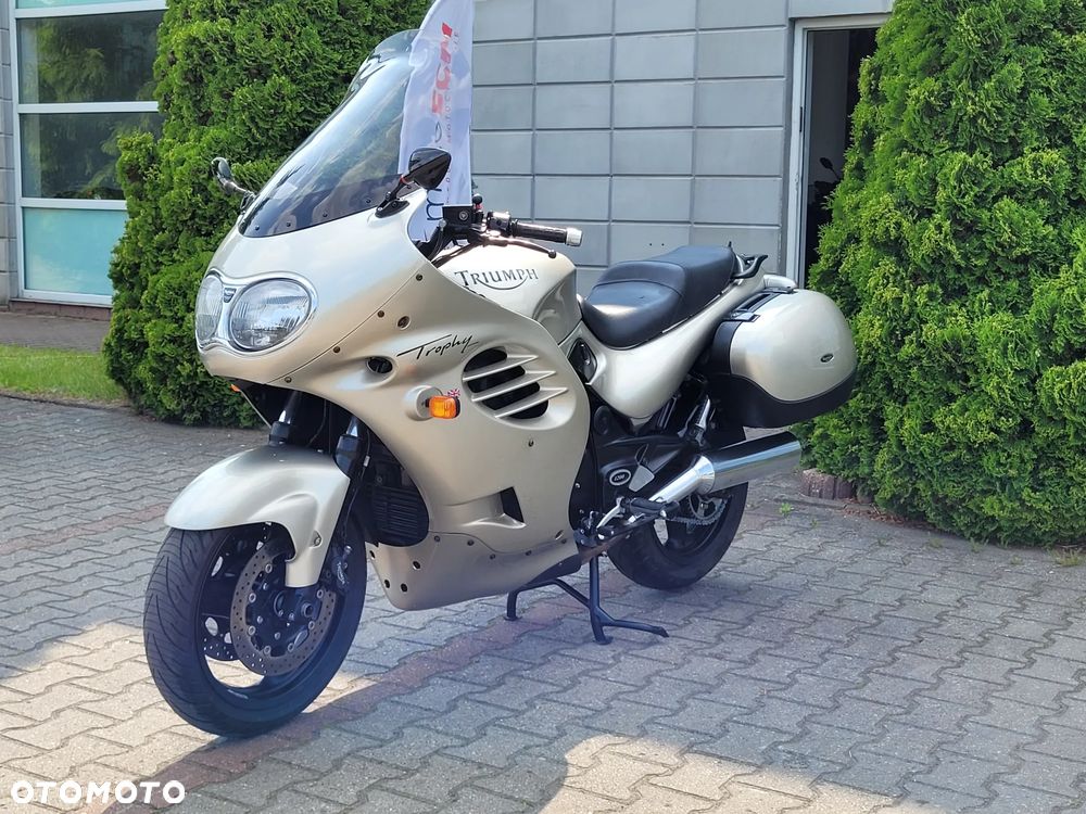 Triumph Trophy - 20