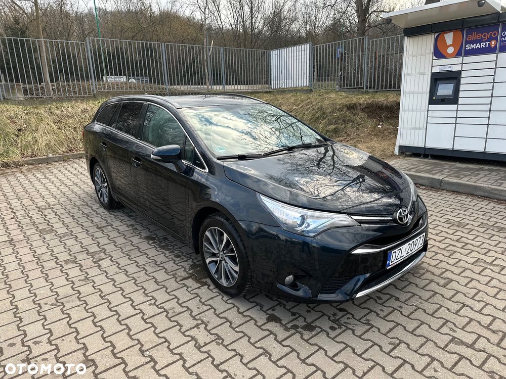 Toyota Avensis Touring Sports 1.8 Edition S+ - 13