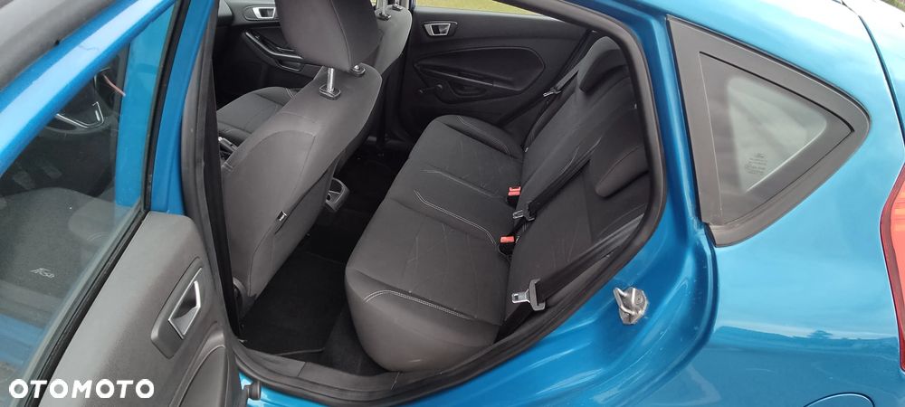 Ford Fiesta 1.25 Ambiente EU5 - 24