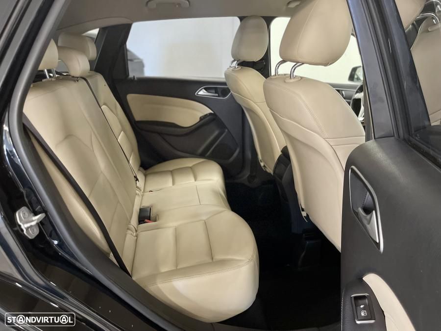 Mercedes-Benz B 180 CDi BlueEfficiency - 22