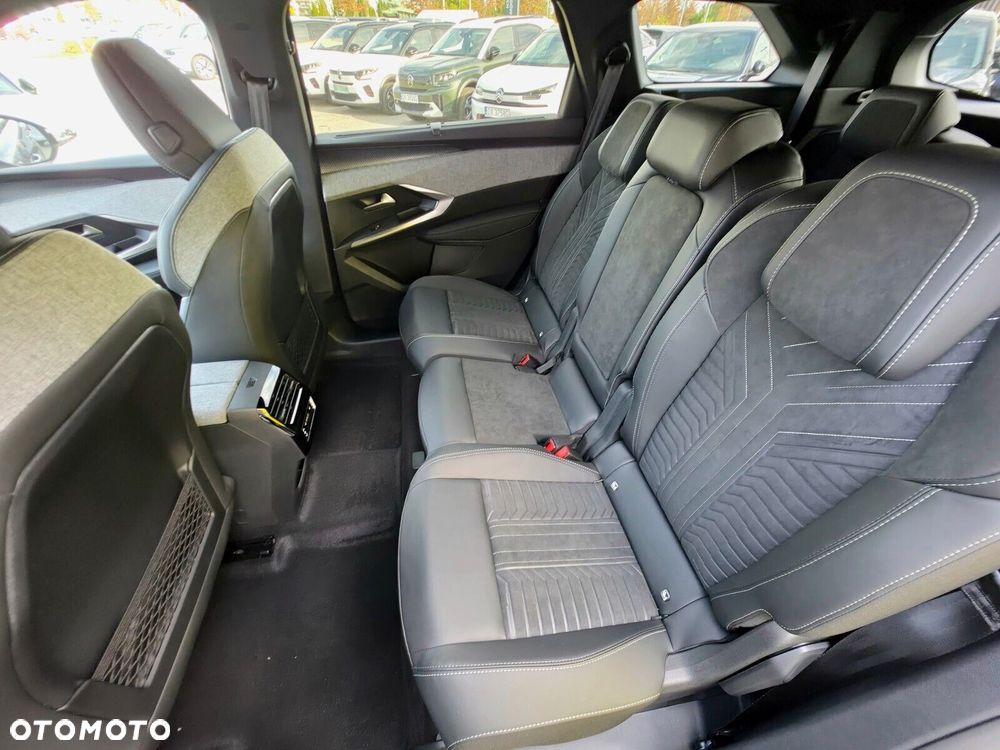 Peugeot 5008 - 13