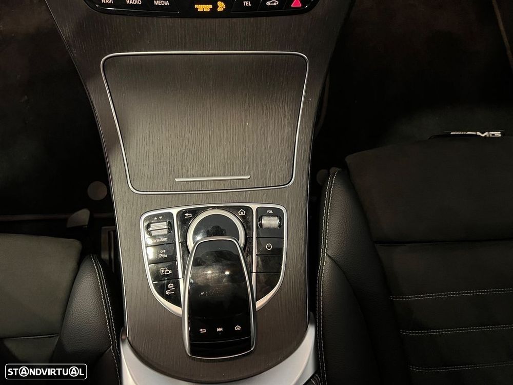 Mercedes-Benz C 300 de AMG Line - 19