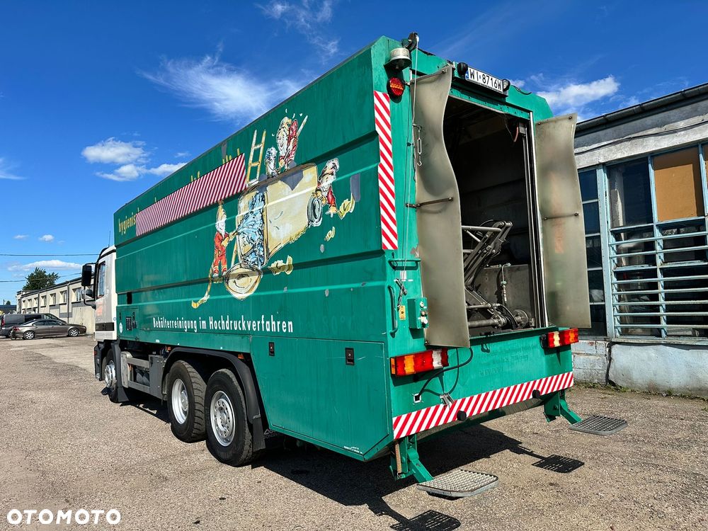 Mercedes-Benz Actros 6x2 - 7