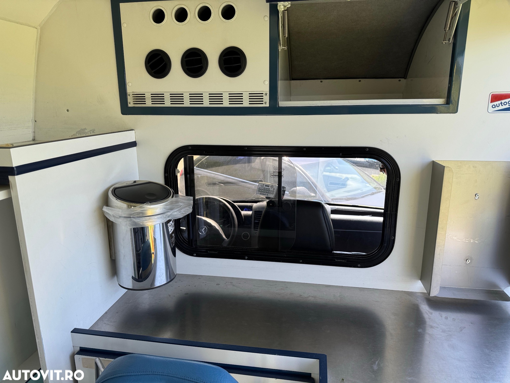 Mercedes-Benz Sprinter - 13