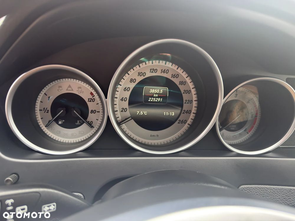 Mercedes-Benz Klasa C 200 CDI Avantgarde Edition - 10