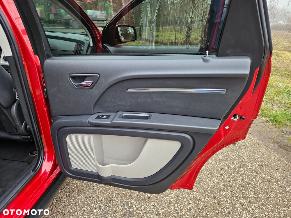 Dodge Journey 2.0 CRD Cool Family - 17