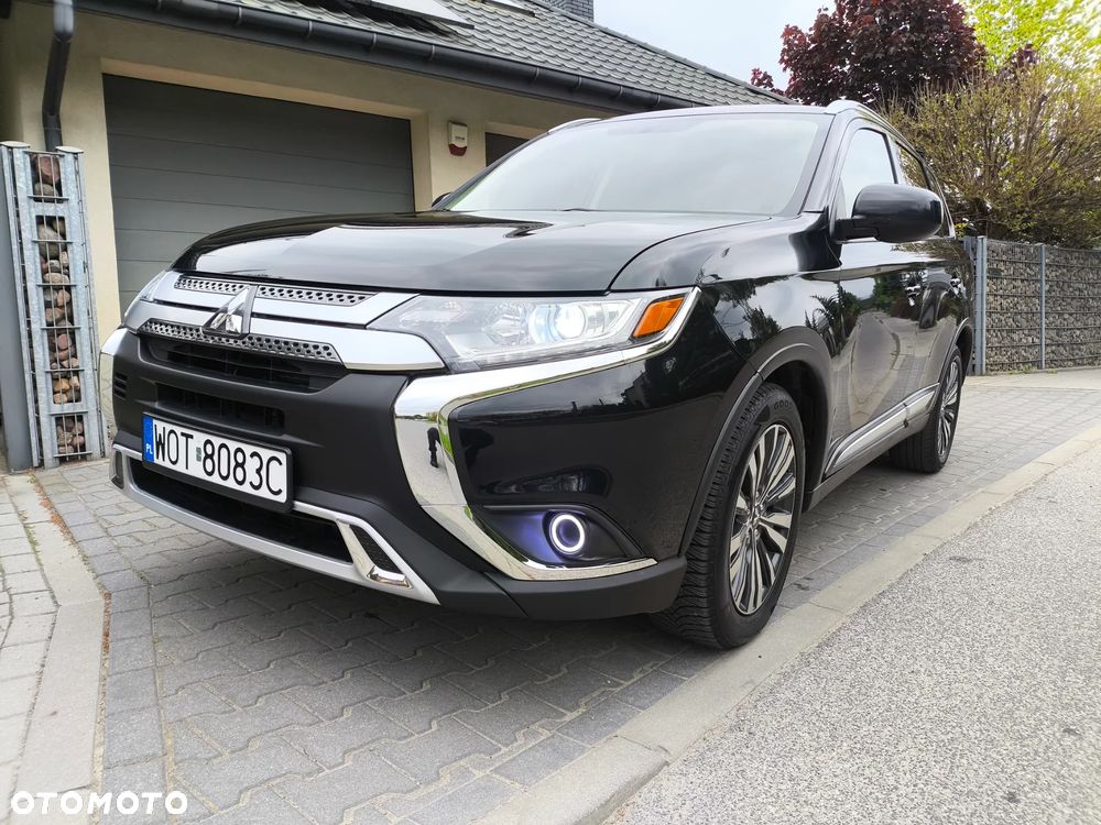 Mitsubishi Outlander - 14