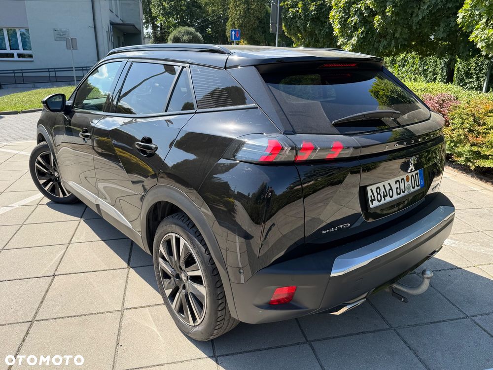 Peugeot 2008 - 4