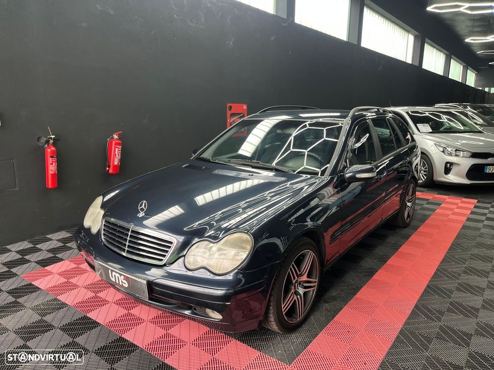 Mercedes-Benz C 200 - 3