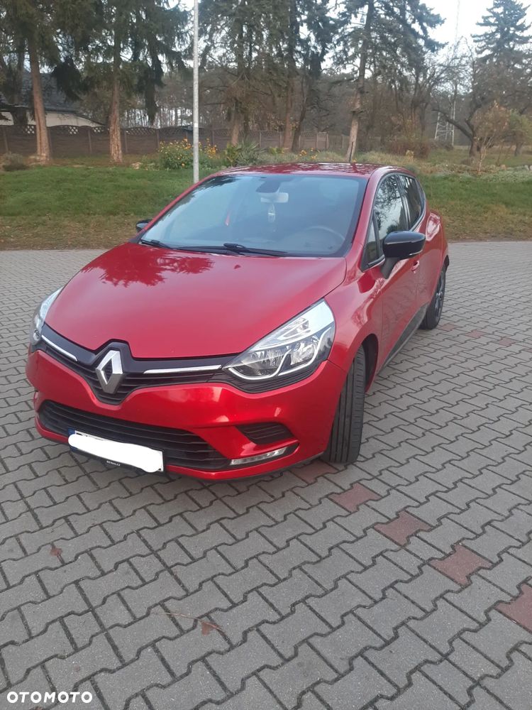 Renault Clio - 1