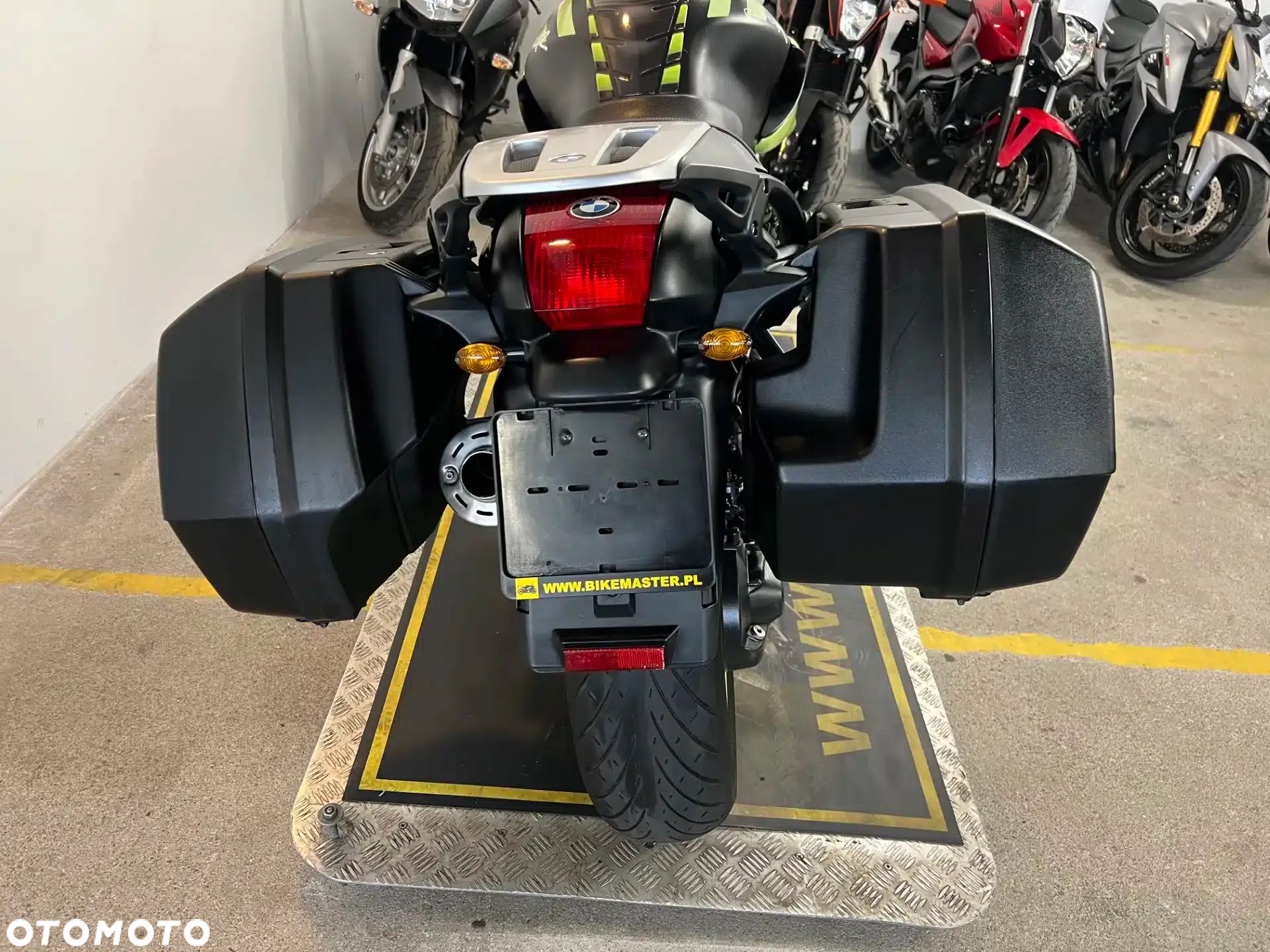 BMW R - 7