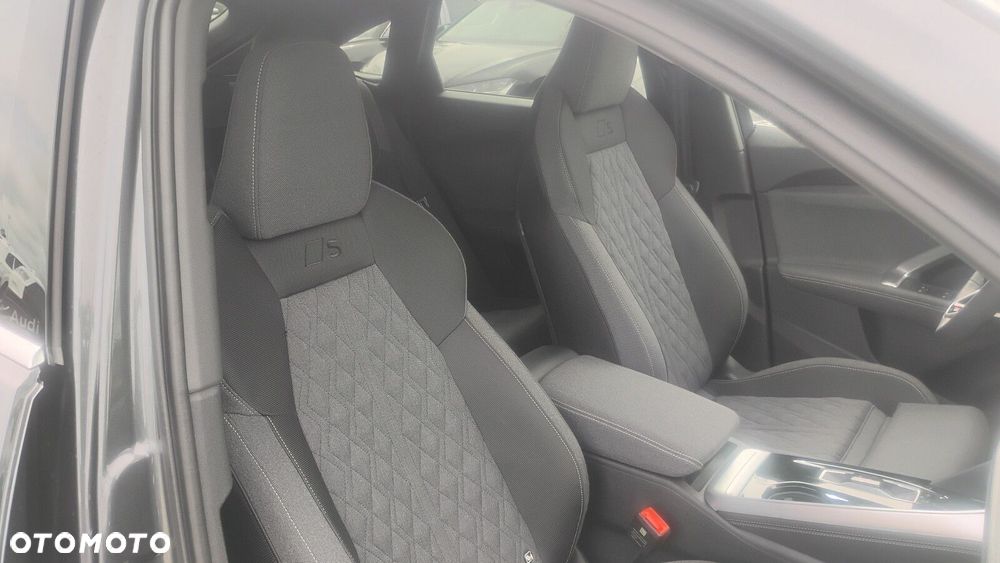 Audi Q5 Sportback - 13