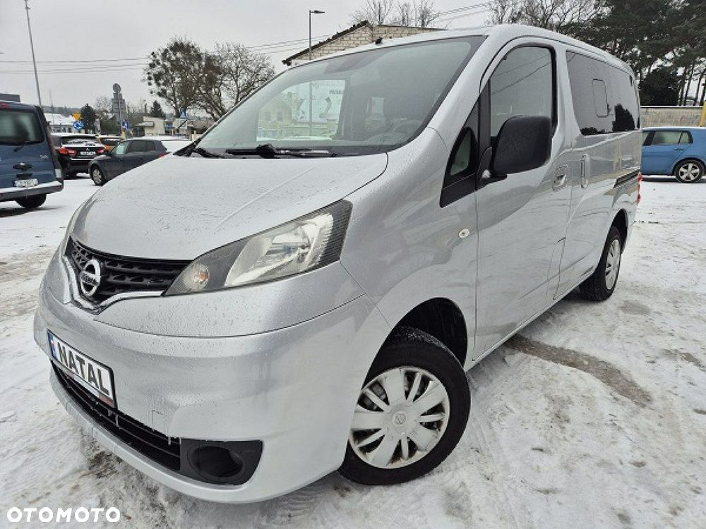 Nissan NV200 - 1