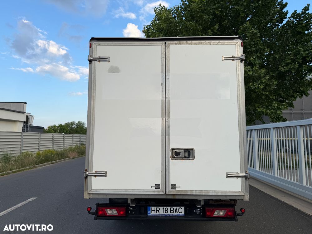 Ford Transit - 19