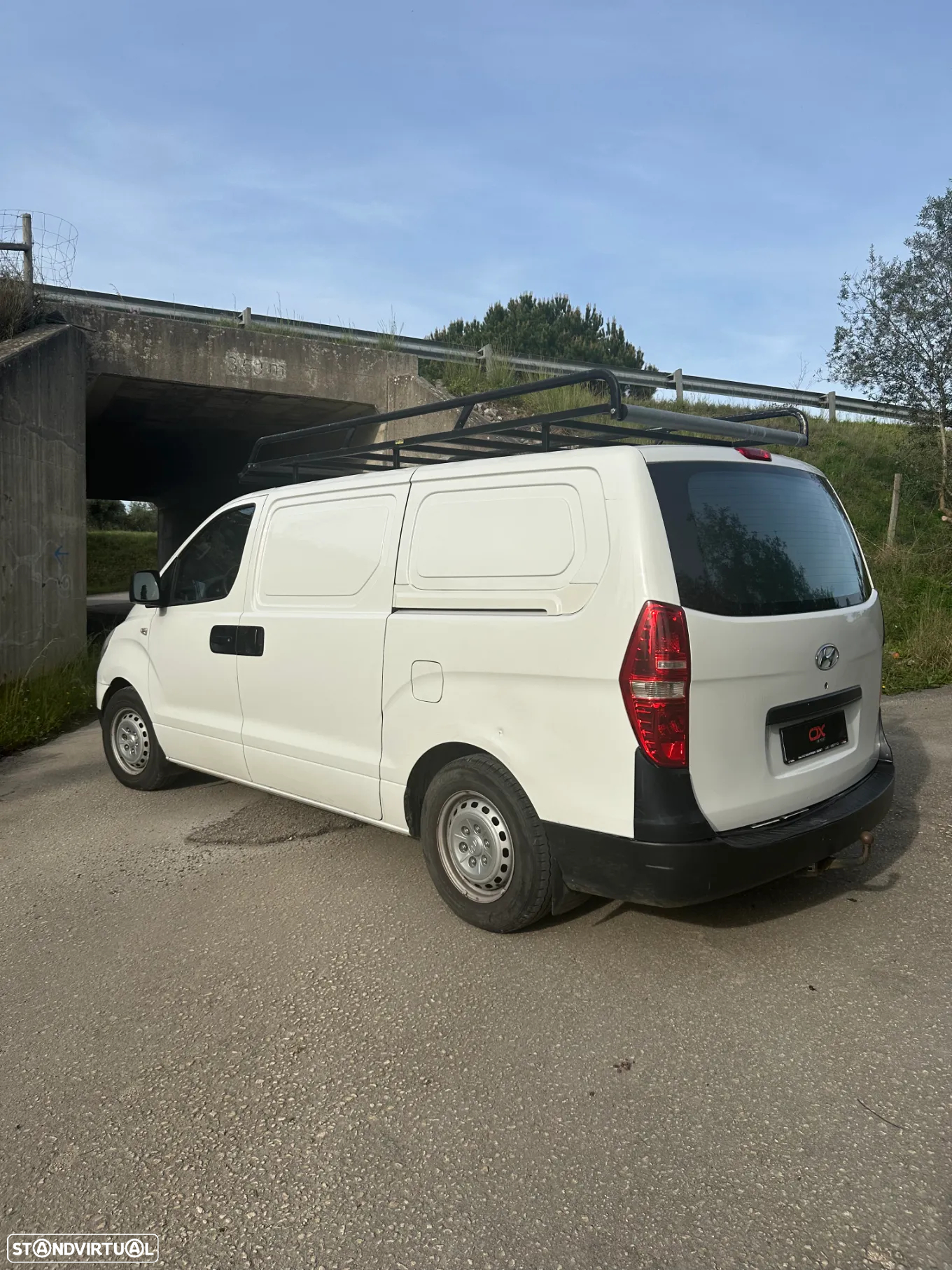 Hyundai H-1 - 4