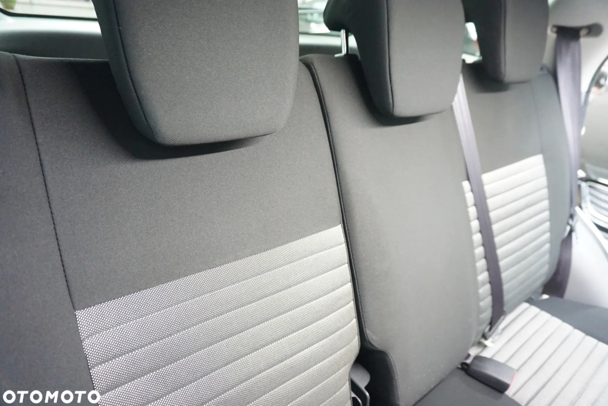 Suzuki SX4 1.5 Comfort - 26