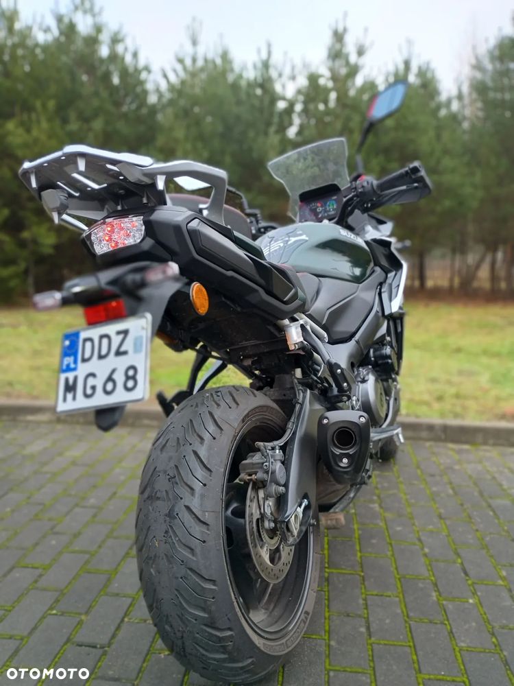 Suzuki GSX - 5