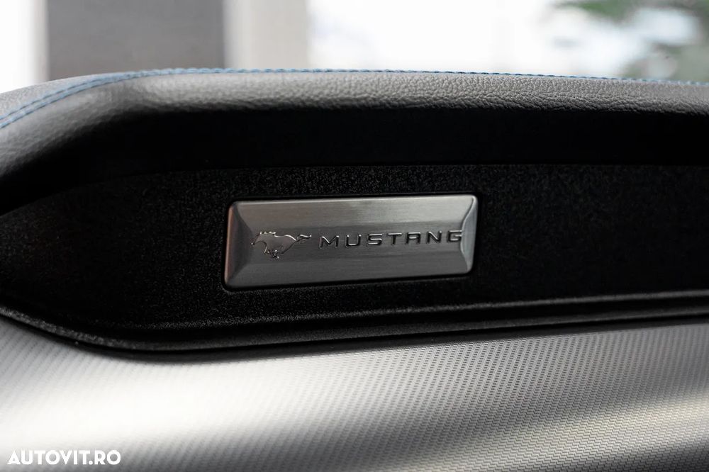 Ford Mustang 5.0 Ti-VCT V8 Aut. GT - 38