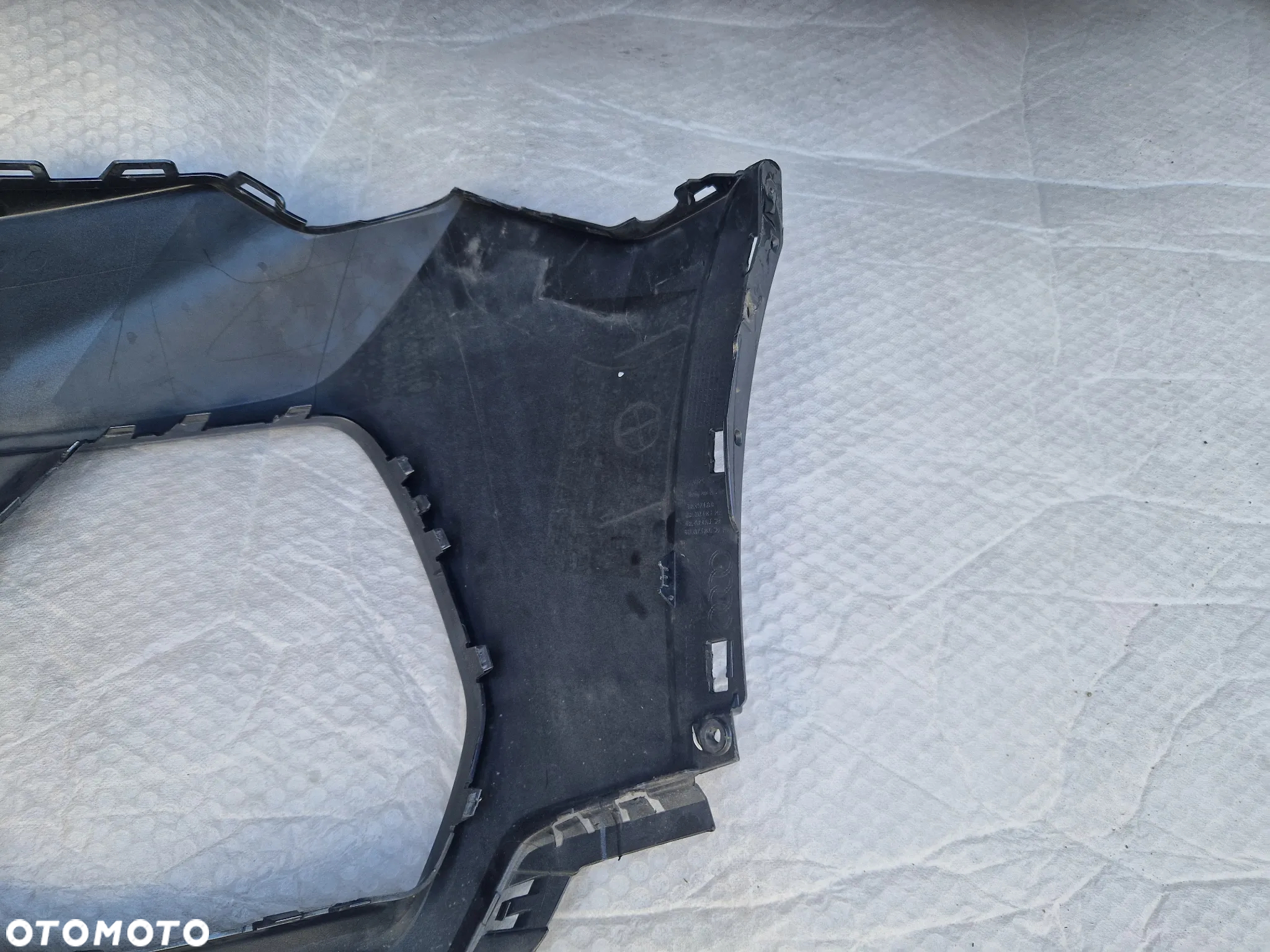 Audi Q3 F3 83A narożnik zderzaka prawy przód 83A807438D - 4