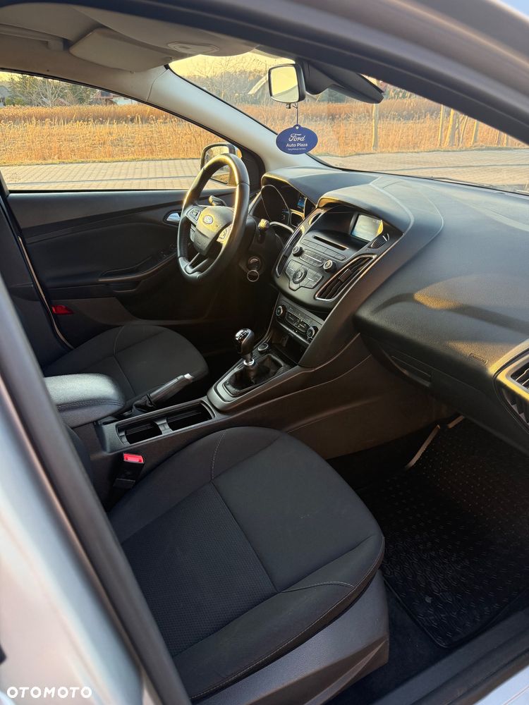 Ford Focus 1.5 TDCi SYNC Edition - 8