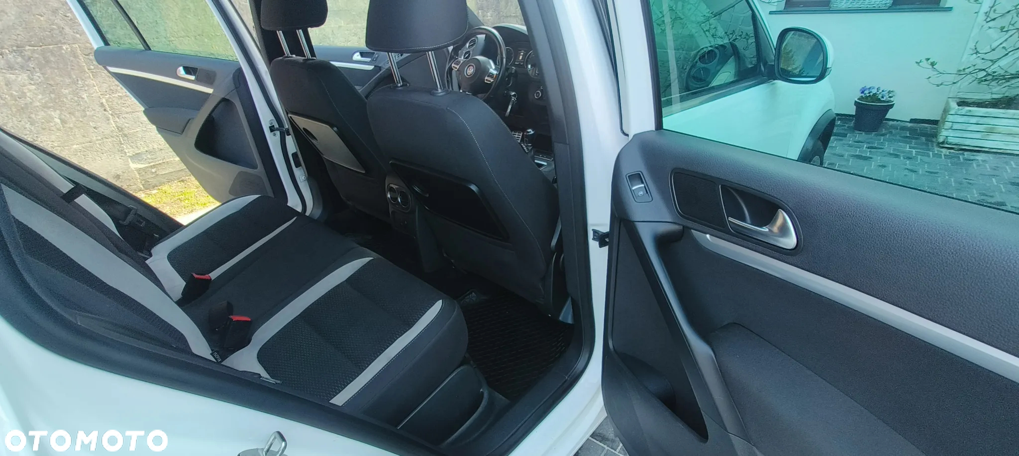 Volkswagen Tiguan 1.4 TSI Perfectline R-Style - 31