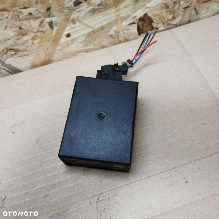 BMW E24 635CSI E30 E28 STG GAT TRONIC MODUŁ STERUJĄCY ST27/1 - 3